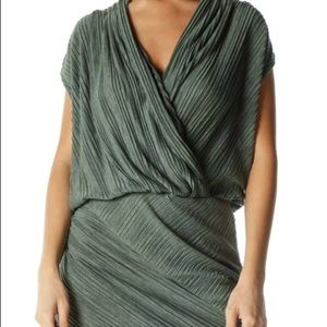 Rachel Roy green V-neck cocktail dress size medium m classy day/evening